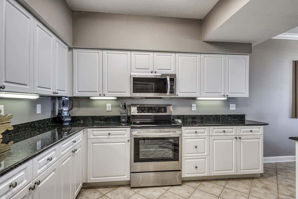 Gorgeous gulf-view condo with indoor & outdoor pools Sauna & boardwalk