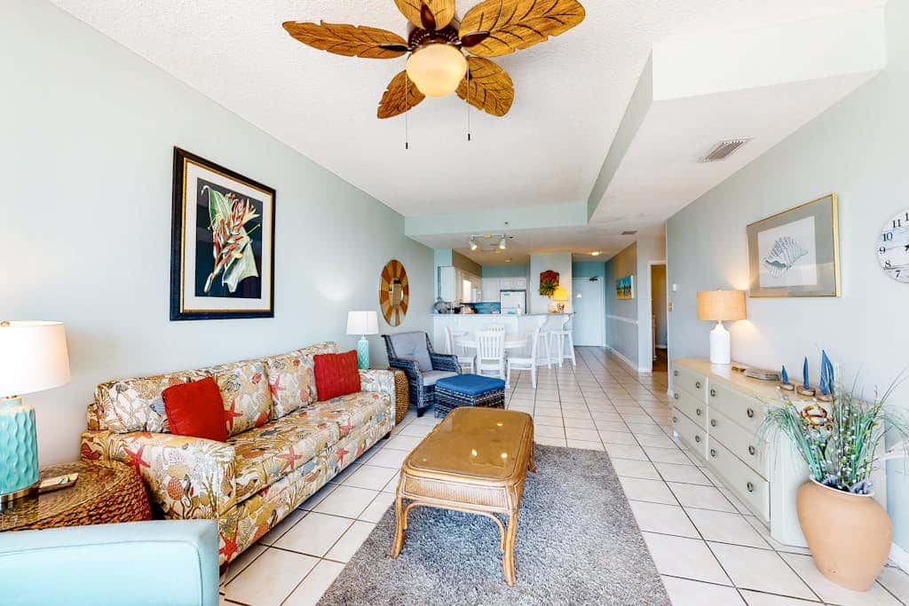 Gulf front condo with pools, hot tub - ocean view, covered balcony & washer, dryer