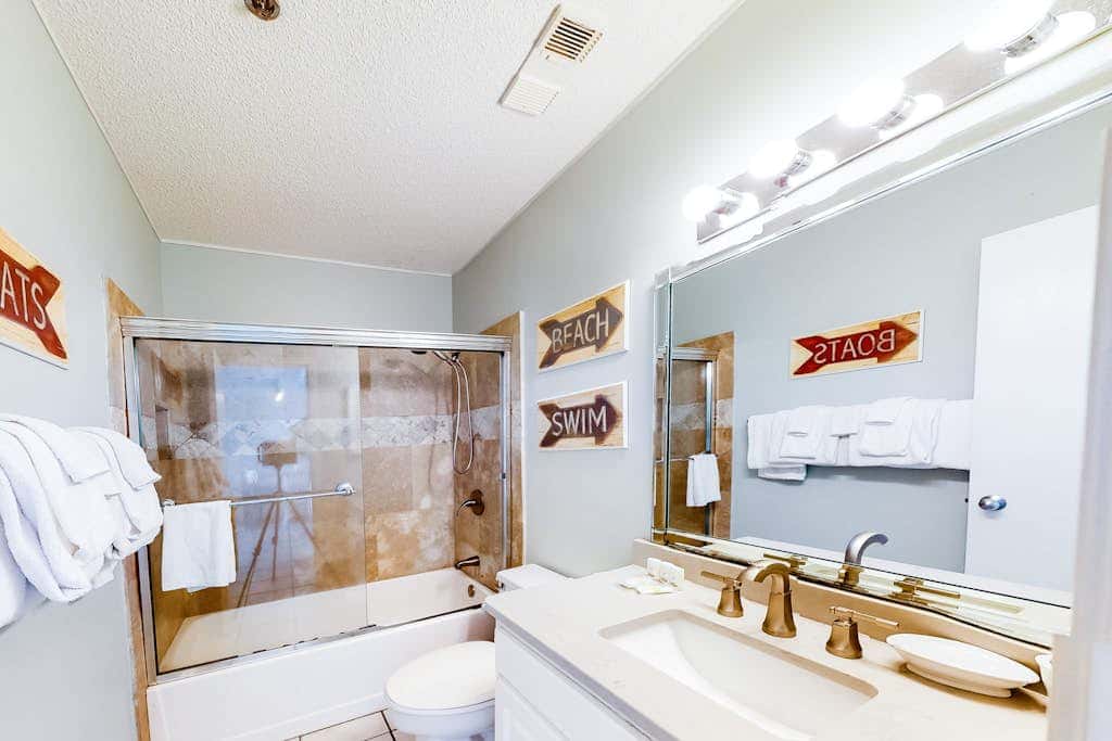 Gulf front condo with pools, hot tub - ocean view, covered balcony & washer, dryer