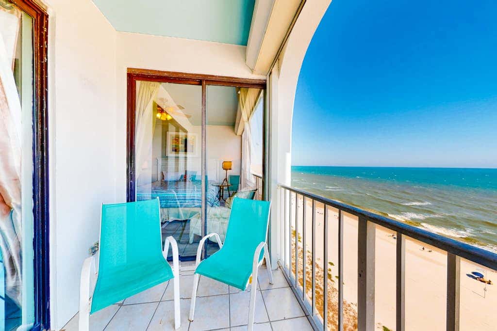 Gulf front condo with pools, hot tub - ocean view, covered balcony & washer, dryer
