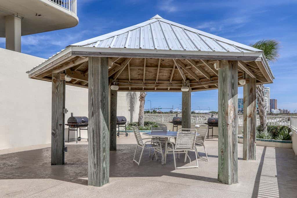 Gulf front condo with pools, hot tub - ocean view, covered balcony & washer, dryer