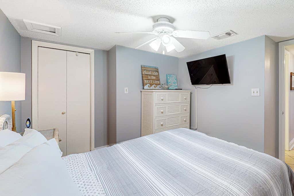 Second floor condo with free WiFi, Gulf views, central AC, and gated entrance