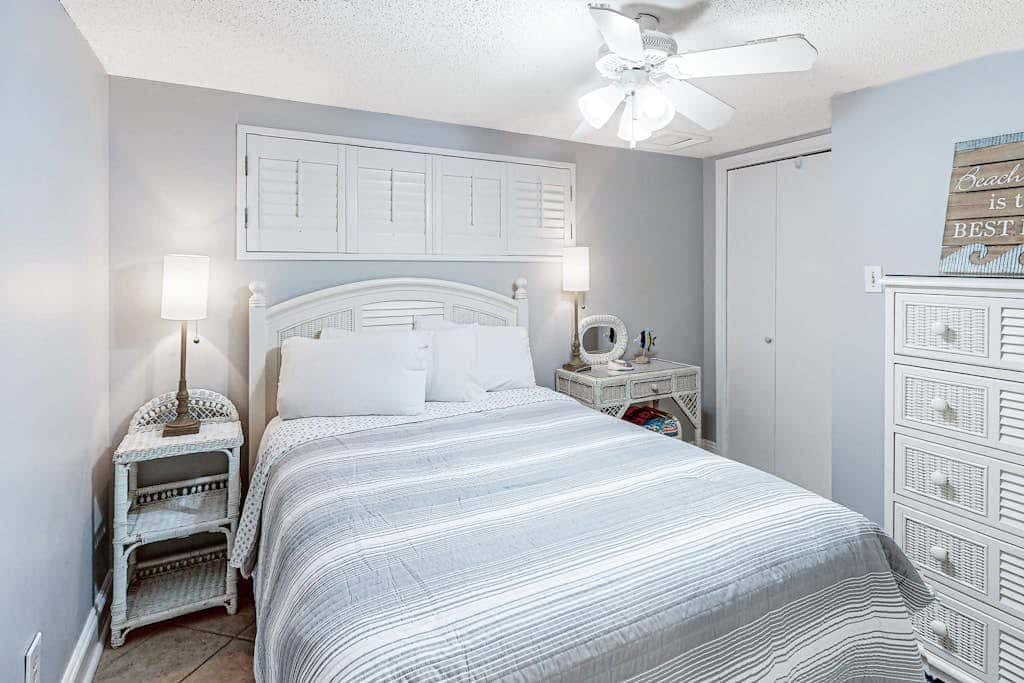 Second floor condo with free WiFi, Gulf views, central AC, and gated entrance