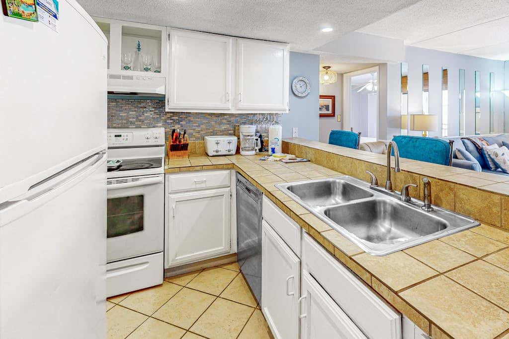 Second floor condo with free WiFi, Gulf views, central AC, and gated entrance