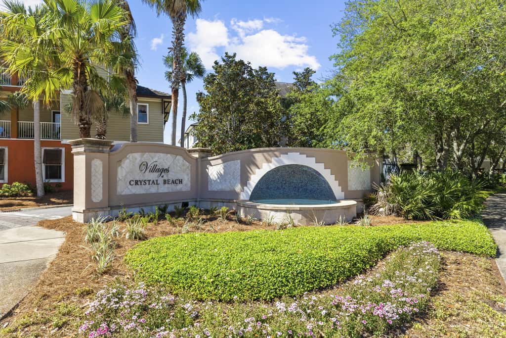 Three-Story Home w/Washer/Dryer, Gas Grill, Central A/C, & Shared Pool, Hot Tub
