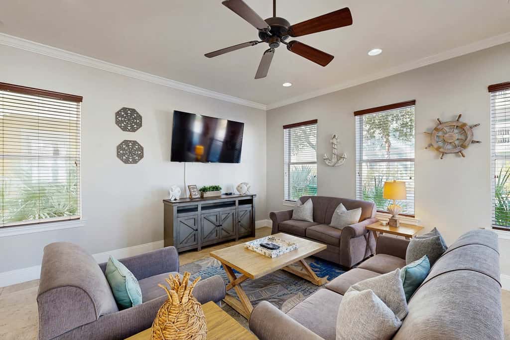 Three-Story Home w/Washer/Dryer, Gas Grill, Central A/C, & Shared Pool, Hot Tub