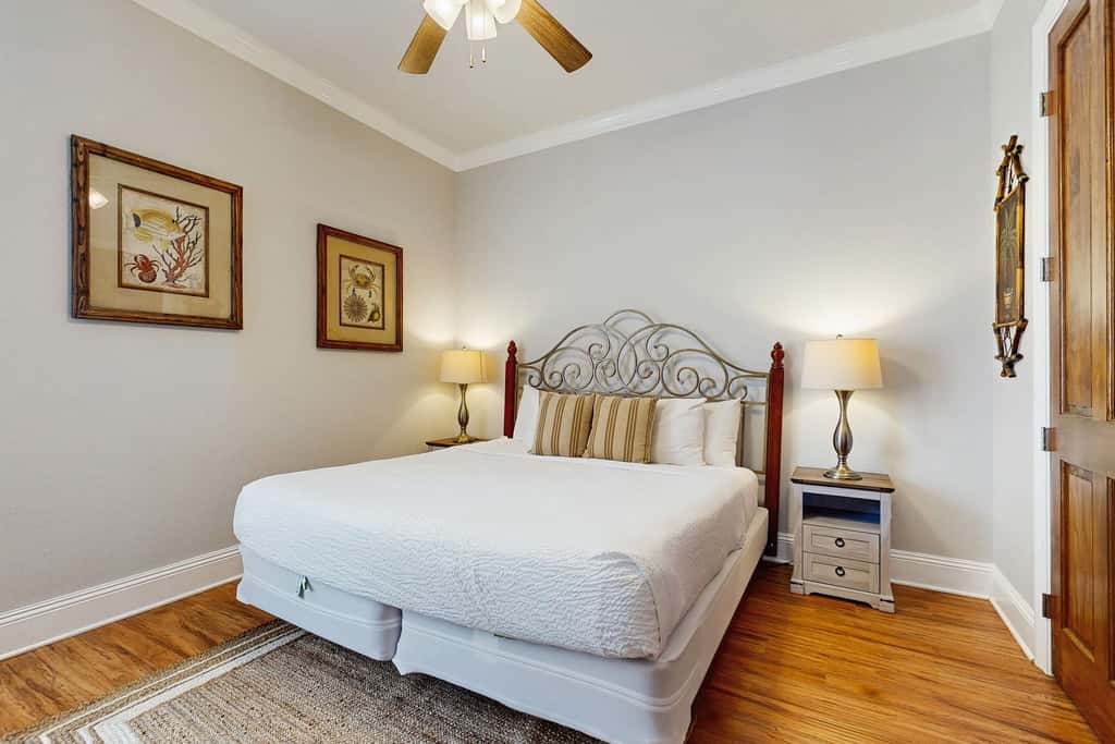 Three-Story Home w/Washer/Dryer, Gas Grill, Central A/C, & Shared Pool, Hot Tub