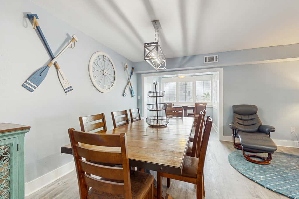 Second-Floor Ocean & Gulf Front Condo w Free WiFi, 2 Balconies, Shared Pool, AC