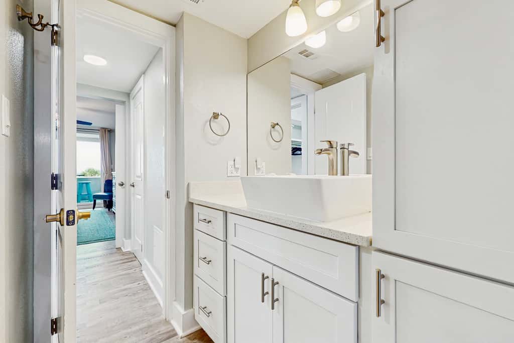 Second-Floor Ocean & Gulf Front Condo w Free WiFi, 2 Balconies, Shared Pool, AC