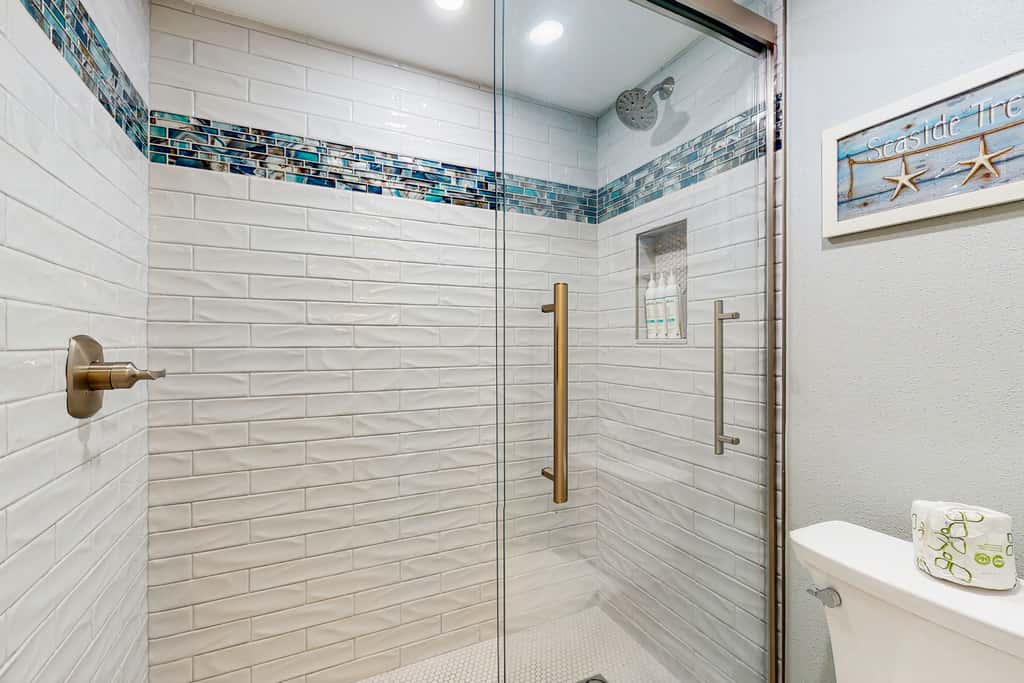 Second-Floor Ocean & Gulf Front Condo w Free WiFi, 2 Balconies, Shared Pool, AC
