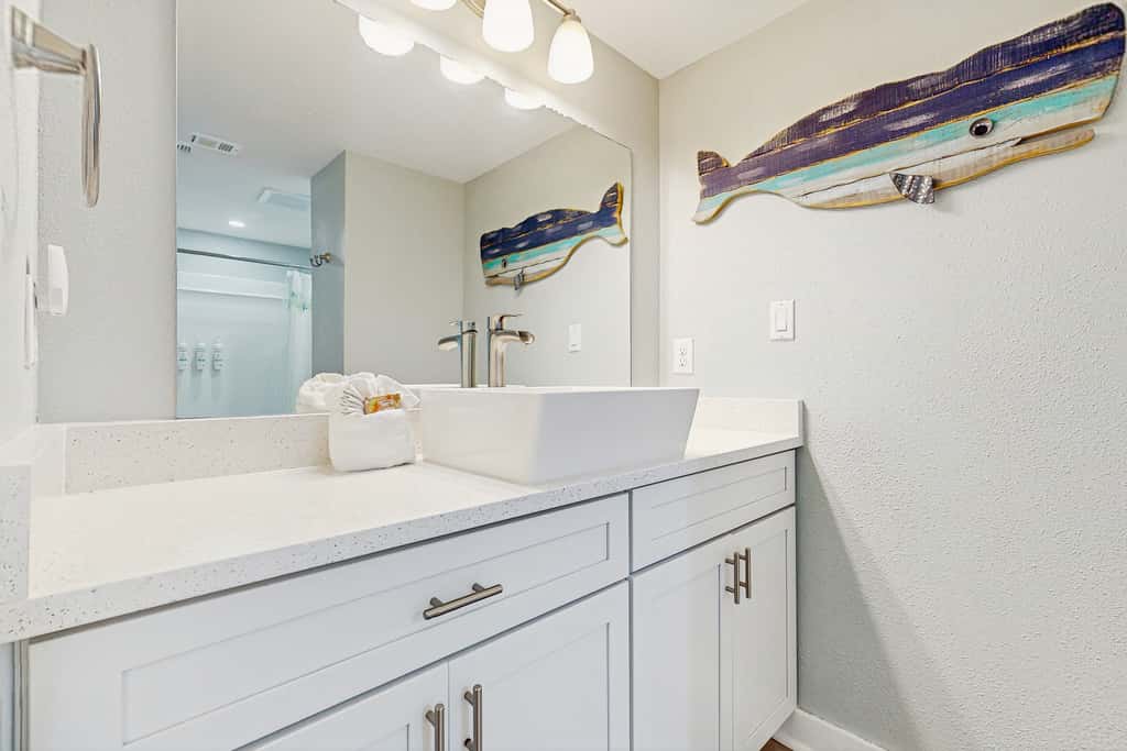 Second-Floor Ocean & Gulf Front Condo w Free WiFi, 2 Balconies, Shared Pool, AC