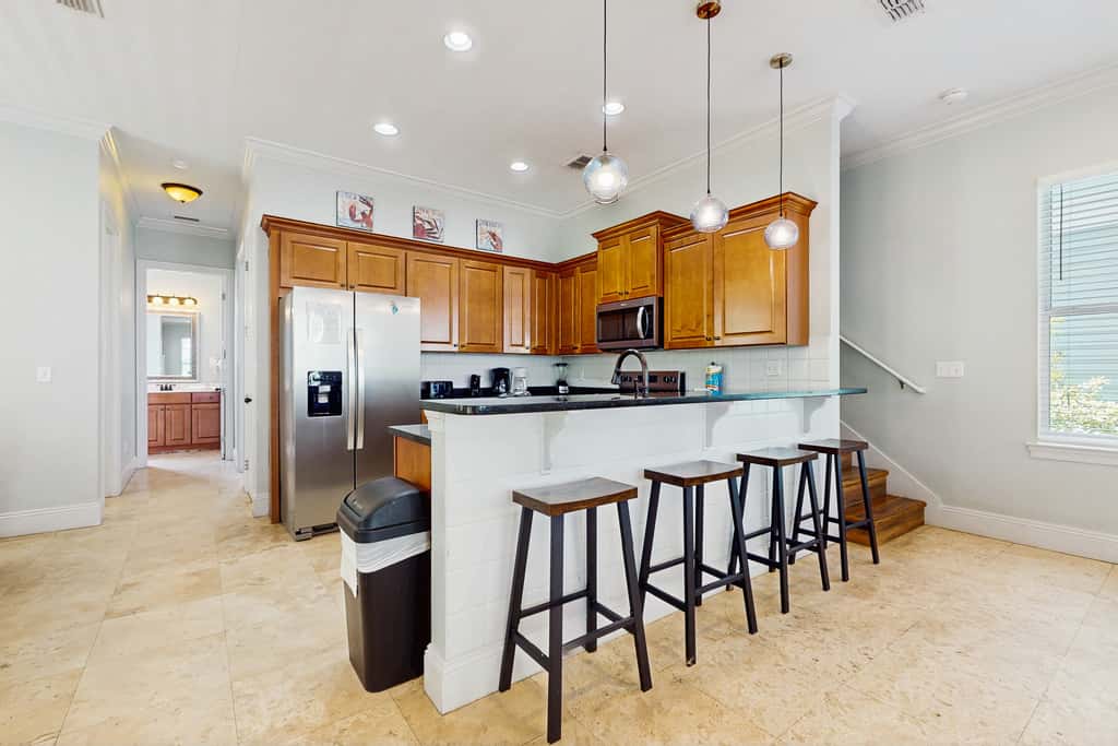 Gorgeous, multi-level home with pool, hot tub & two balconies - dog-friendly