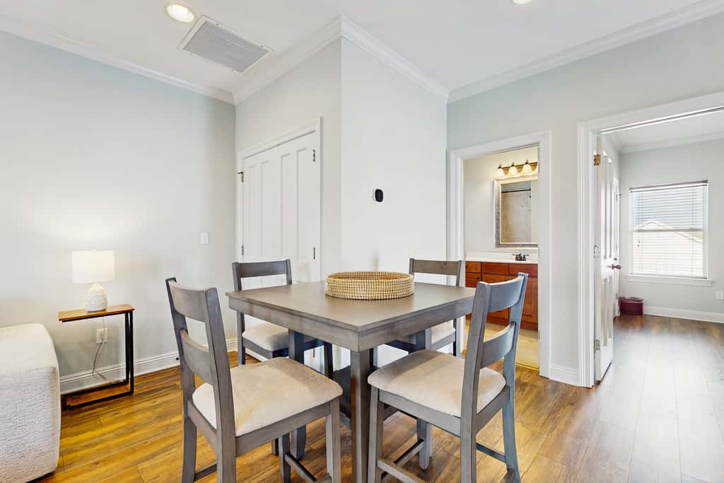Gorgeous, multi-level home with pool, hot tub & two balconies - dog-friendly