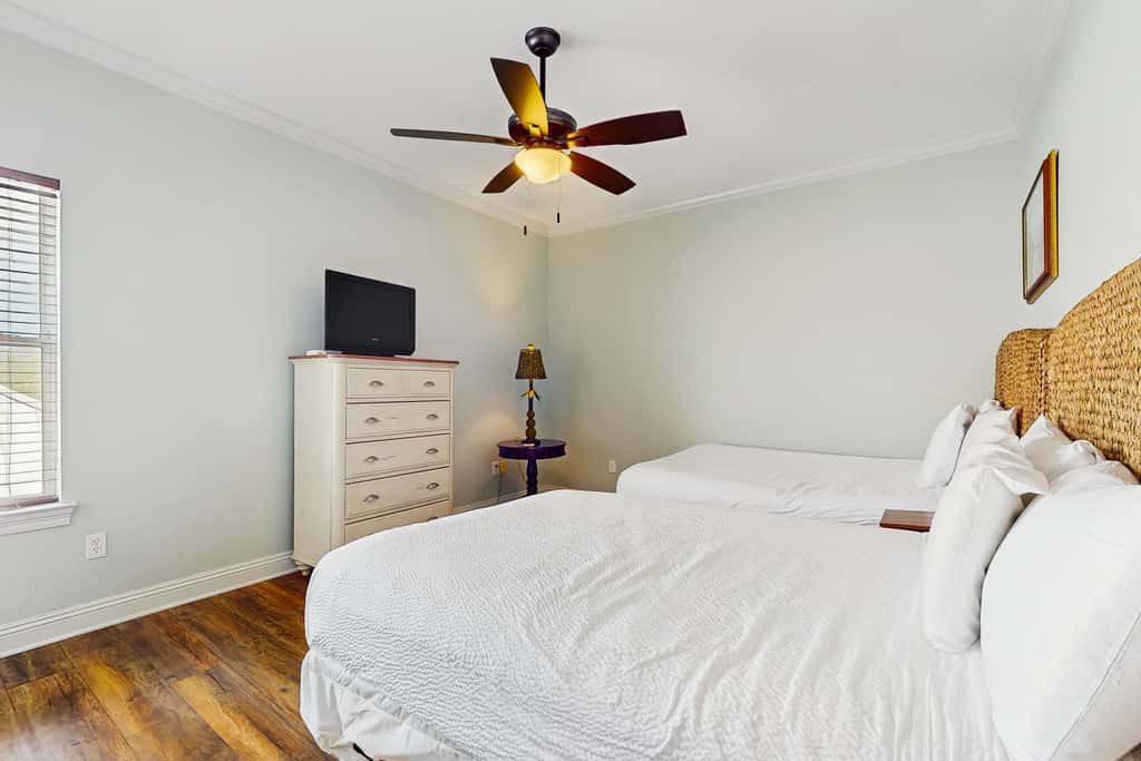 Gorgeous, multi-level home with pool, hot tub & two balconies - dog-friendly