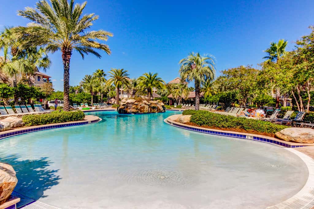 Gorgeous, multi-level home with pool, hot tub & two balconies - dog-friendly
