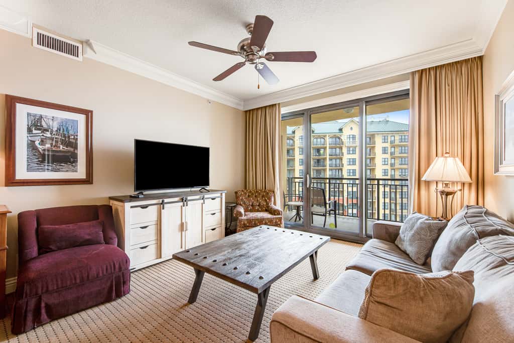 Emerald Grande 1023