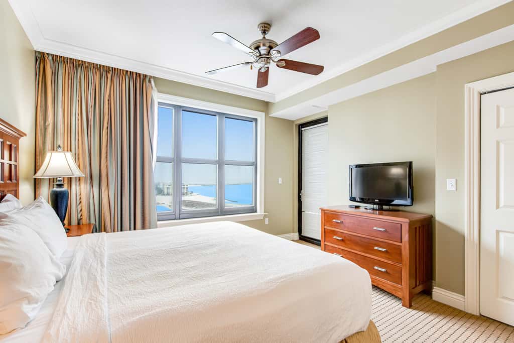 Emerald Grande 1023