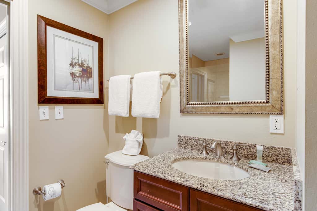 Emerald Grande 1023