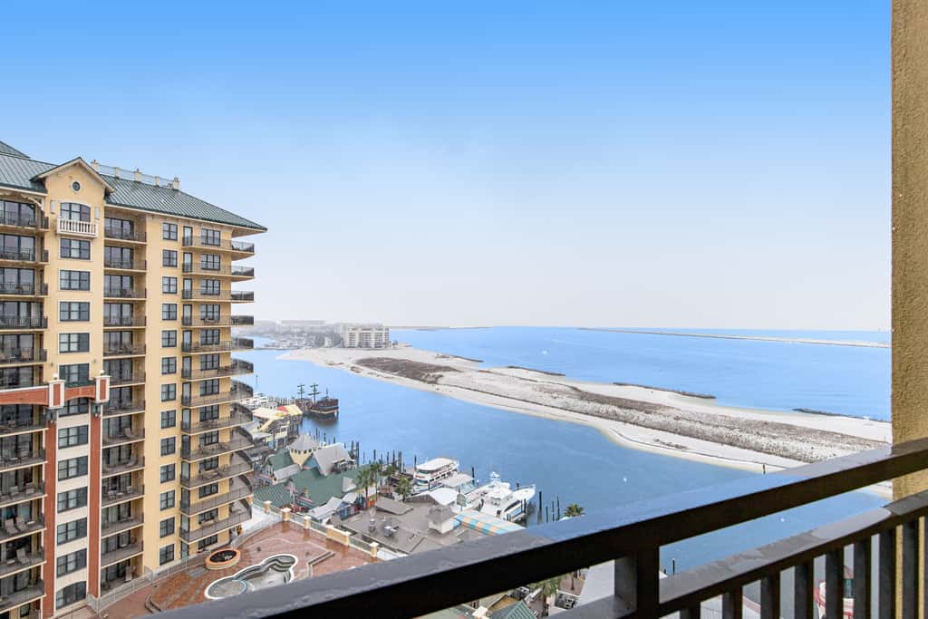 Emerald Grande 1023