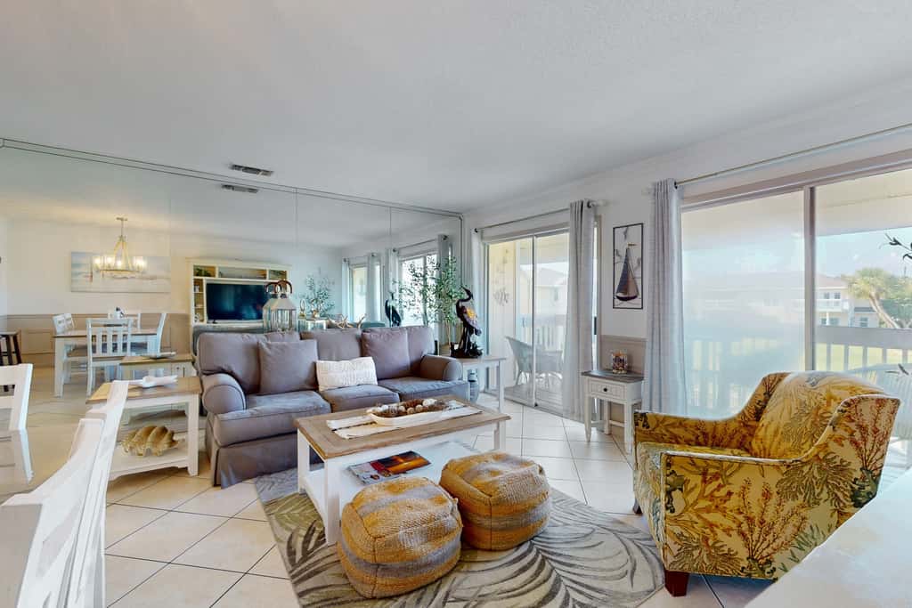 Waterfront condo in private beach resort, best free amenities in Destin!