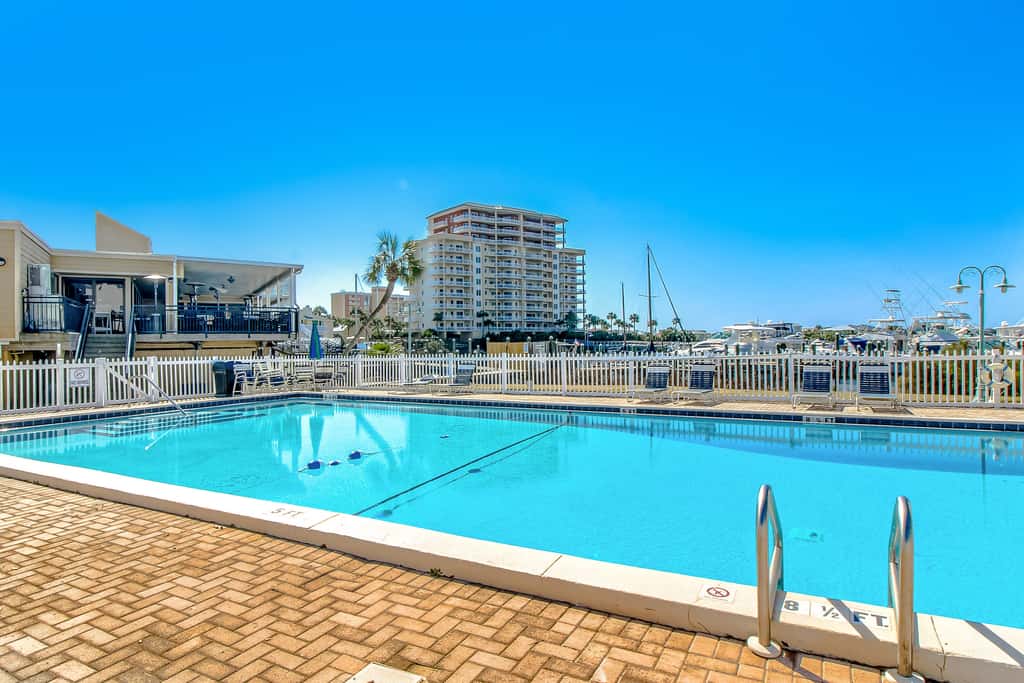 Waterfront condo in private beach resort, best free amenities in Destin!