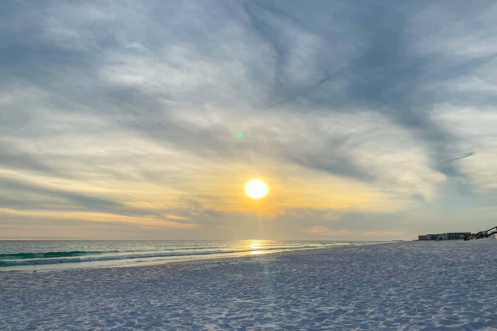 Waterfront condo in private beach resort, best free amenities in Destin!