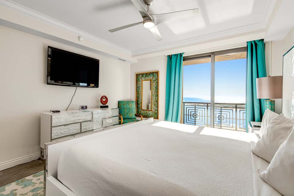 Emerald Grande 1025
