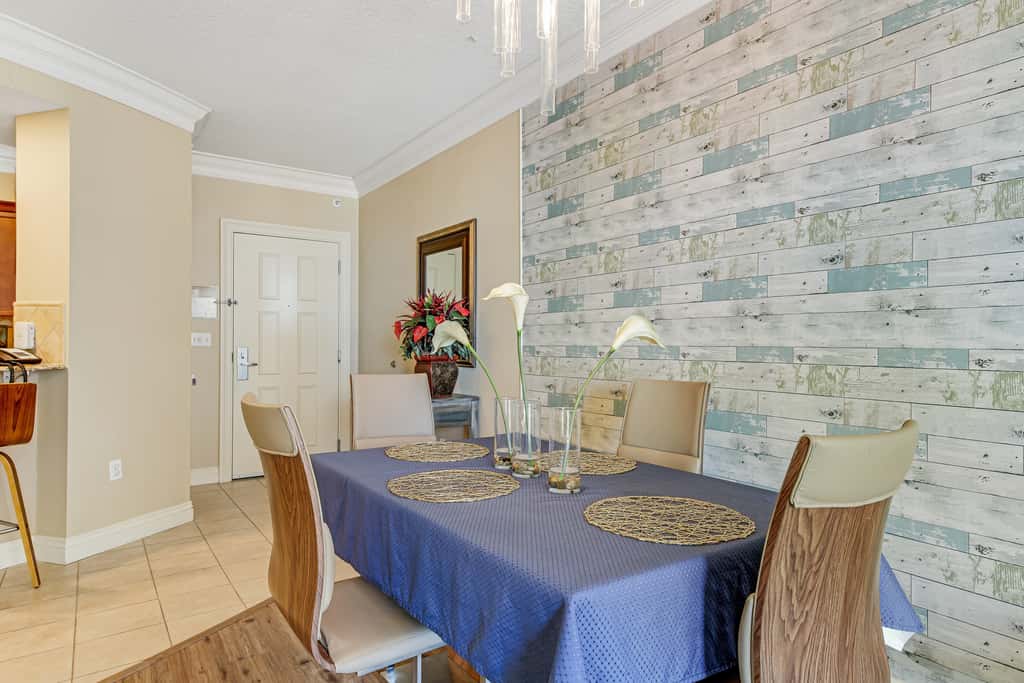 Emerald Grande 922