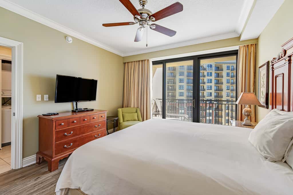 Emerald Grande 922