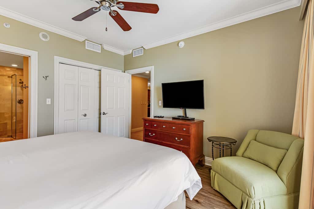 Emerald Grande 922