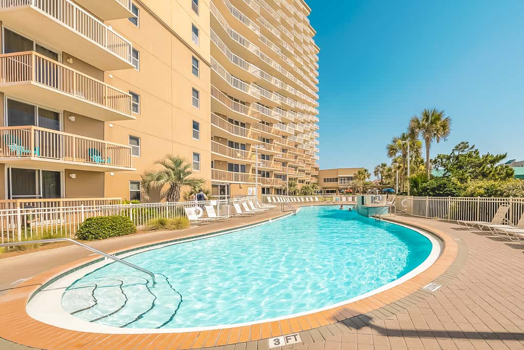 3rd-floor, Gulf-view condo at beachfront resort with pools, hot tub & two gyms