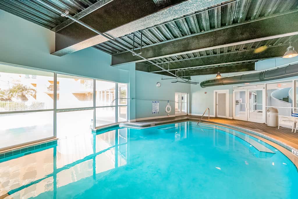 3rd-floor, Gulf-view condo at beachfront resort with pools, hot tub & two gyms