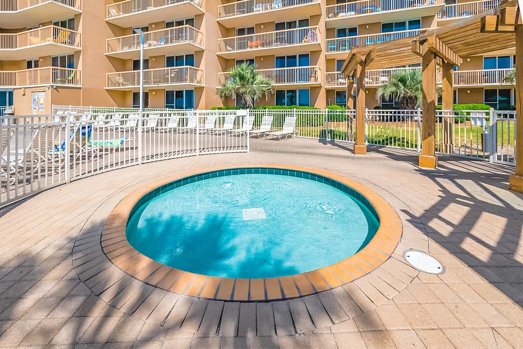 3rd-floor, Gulf-view condo at beachfront resort with pools, hot tub & two gyms