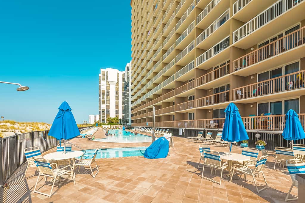 3rd-floor, Gulf-view condo at beachfront resort with pools, hot tub & two gyms