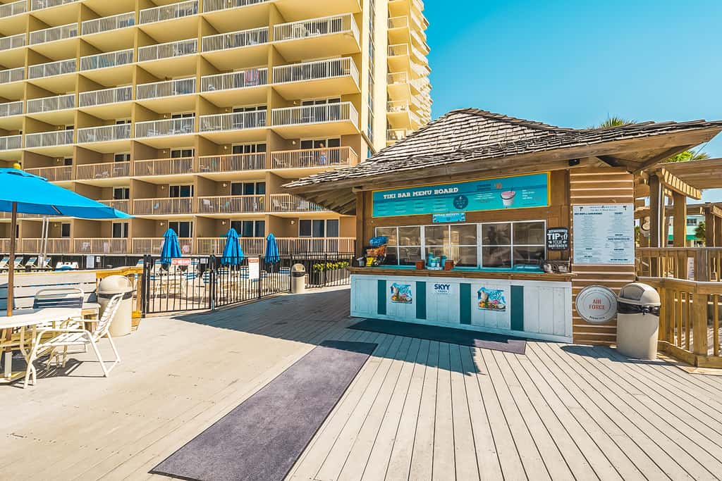 3rd-floor, Gulf-view condo at beachfront resort with pools, hot tub & two gyms