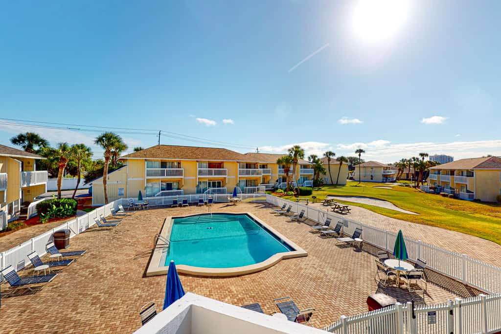 Sandpiper Cove 2014