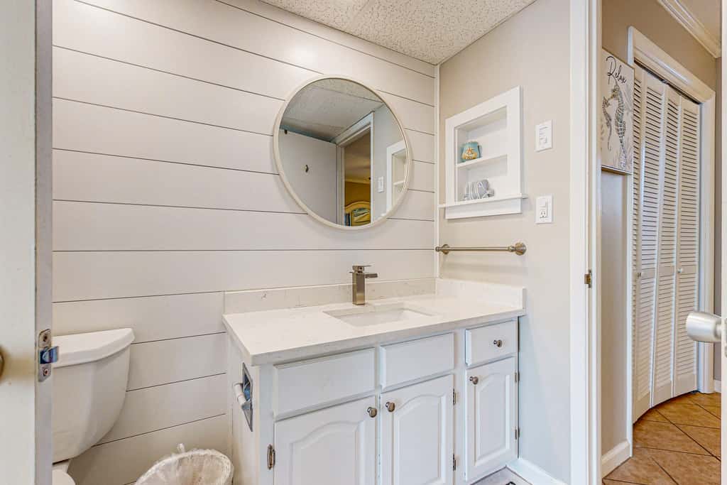 Inviting condo with dock, pool, hot tub & private beach - dog-friendly