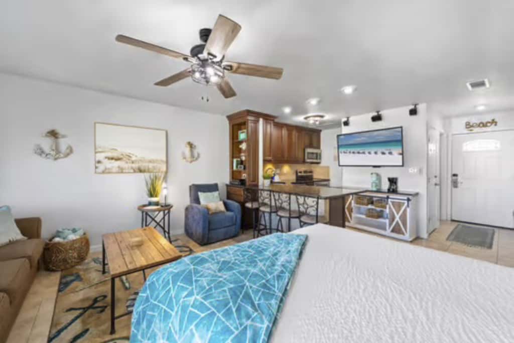 Sandpiper Cove 8244