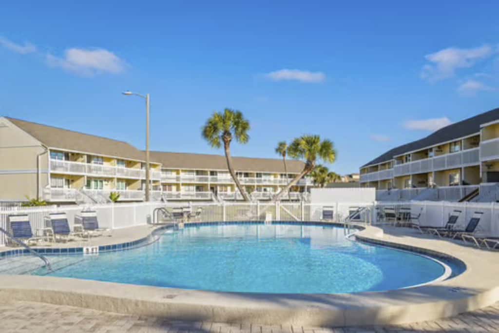 Sandpiper Cove 8244