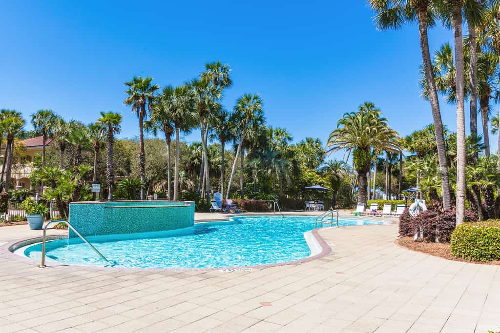 Tropical home near the beach with pool & tennis access - grill, W/D, and AC