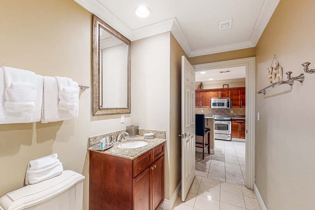 Gulf-front retreat with pools, hot tubs, & gym