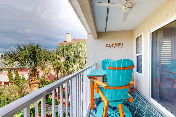 Poolside Villas 303