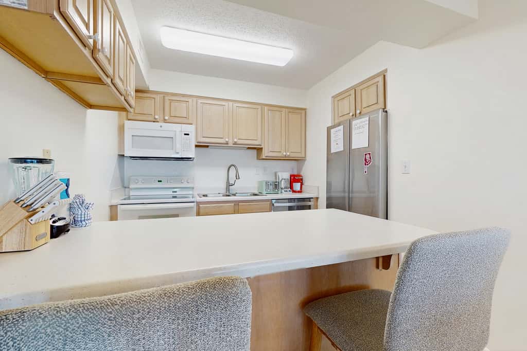 Jetty East 306B