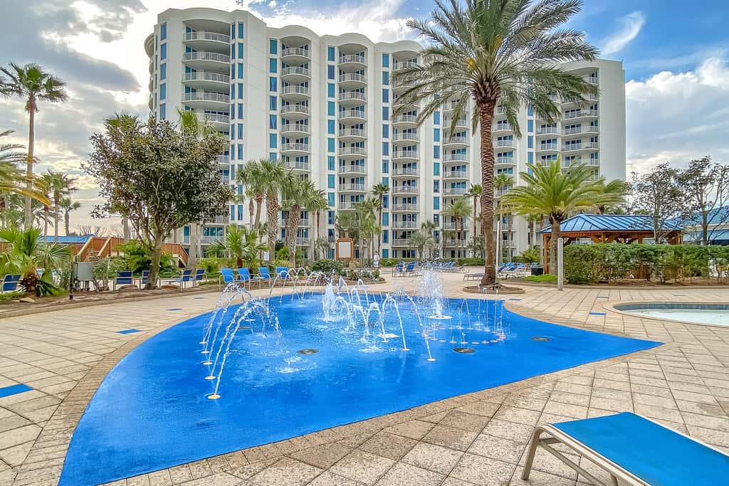 Cozy coastal condo with shared pool, lazy river and beach access