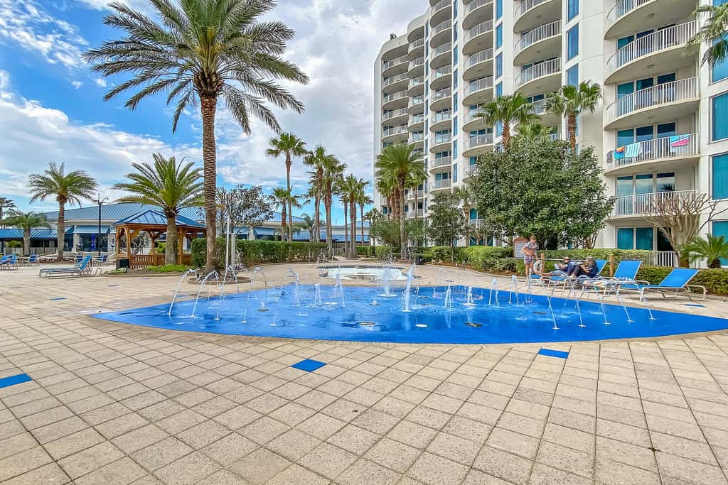 Cozy coastal condo with shared pool, lazy river and beach access