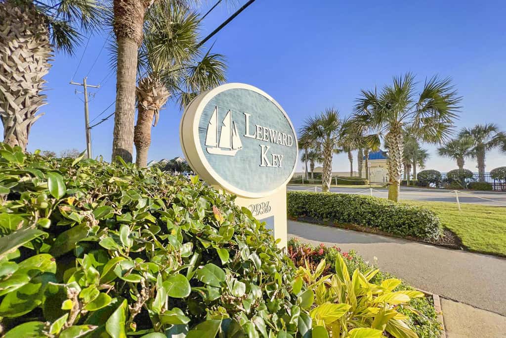Gorgeous coastal home with plenty of space and easy beach access