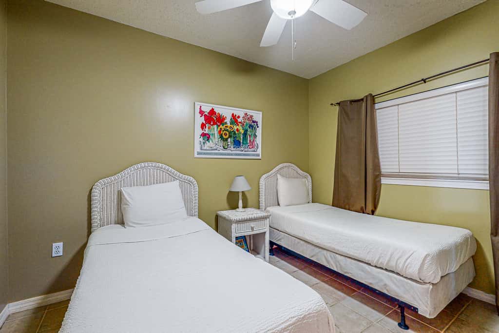 Partial Gulf View, Community Pools, Onsite Fitness Center, Free WiFi