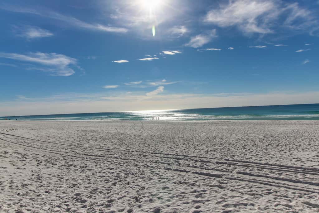 Partial Gulf View, Community Pools, Onsite Fitness Center, Free WiFi