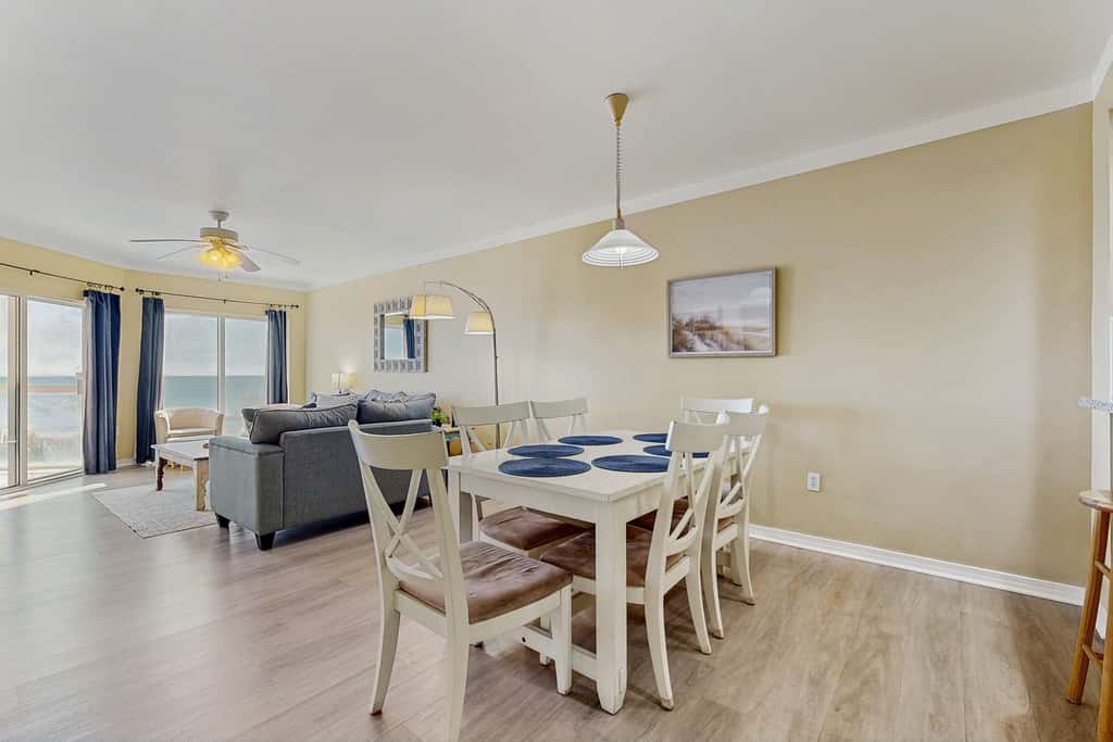 Condo with Partial Gulf View Onsite Pools, Fitness Center, Dry Sauna