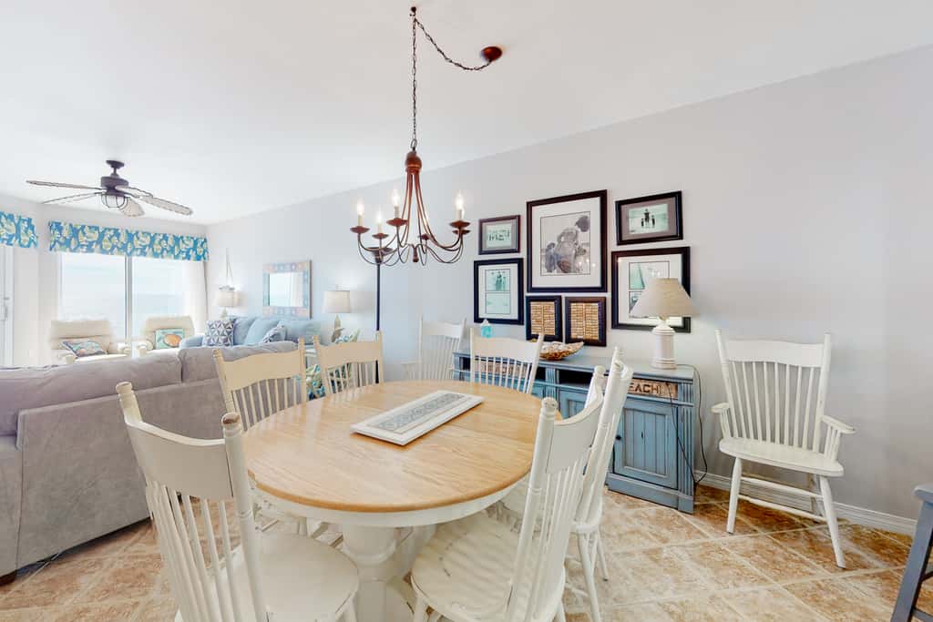 11th floor oceanfront condo with pool, hot tub, ocean view, WD, and central AC